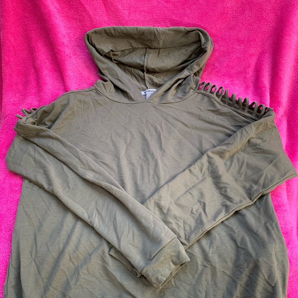 Olive Green Women’s Sweater with Hood